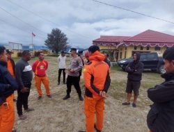 5 Jam Perjuangan Evakuasi Korban Mobil Terjun di Danau Anggi, Jasad Tertindih Kendaraan